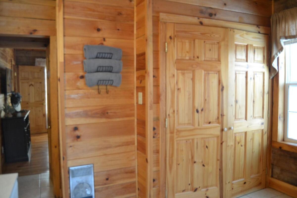 The Willow, Secluded And Cozy Country Cabin Ravenna 外观 照片