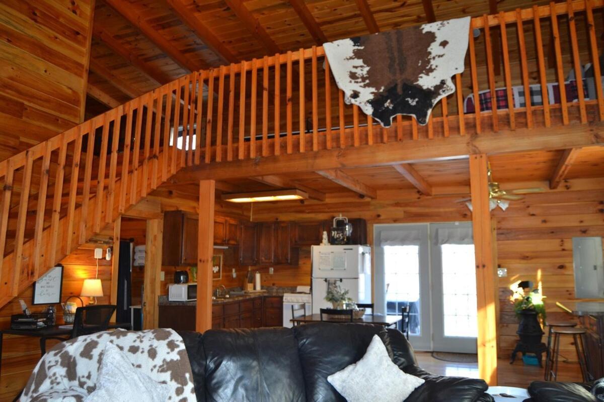 The Willow, Secluded And Cozy Country Cabin Ravenna 外观 照片